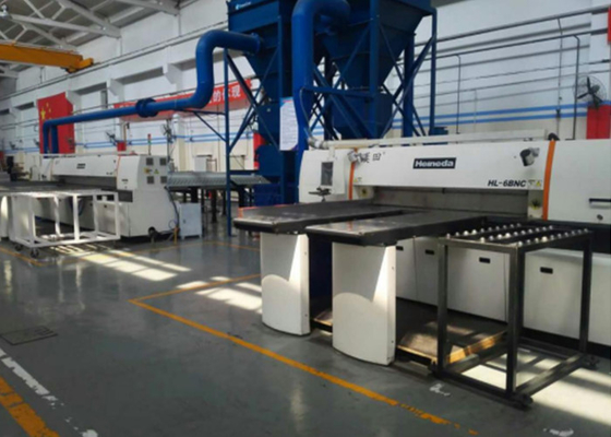 Long Row Sawing CNC Metal Saw Machine 9m/Min High efficiency HL-6BNC